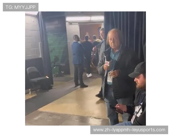 伤病滚粗啊对比穆迪和利文斯顿的膝盖重伤看NBA球员如何对抗伤病